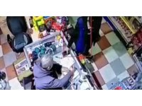 Hırsız önce kameraya sonra polise yakalandı
