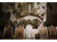 Dünya’nın ilk mağara kilisesinde Noel ayini