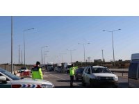 Mersin’de otoyollarda trafik denetimleri aralıksız sürüyor
