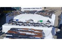 Jandarmadan Silah Operasyonu: 30 tabanca, 27 av tüfeği ele geçirildi