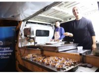 Büyükşehir’den Regaip Kandili’nde lokma ve kandil simidi ikramı