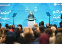 Bakan Göktaş: "Kadınlarımız kalkınmanın asli faktörüdür"