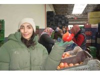 Korkuteli’nden nar ihracatı başladı