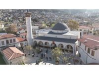 İnşa çalışmalarıyla yeniden ayağa kalkan Habibi Neccar Camii, Cumhurbaşkanı Erdoğan’ın açılışını gerçekleştirmesiyle vatandaşların akınına uğruyor