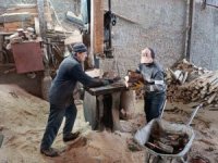 Depremle yenilenen konutlar doğal gazlı olunca mahrukatçılarda durgunluk yaşanmaya başladı