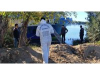 Balık avlamaya gelen vatandaşlar Manavgat Irmağında erkek cesedi buldu