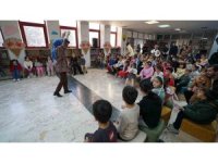 Edebiyat şehrinde çocuklarla masal buluşması