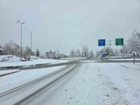 Pozantı’da kar yağışı etkili oldu