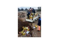 Raflarda satılmayı bekleyen 465 kilogram ürün toprağa gömülerek imha edildi