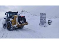 Kahramanmaraş’ın kuzey ilçelerinde kar mesaisi