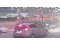 Kaza kavşağı haline gelen dönüşte yaşanan kaza kamerada