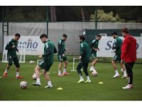 Esenler Erokspor, Antalya’daki devre arası çalışmalarını tamamladı