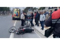 Erdemli’de kamyonet ile motosiklet çarpıştı: 1 yaralı