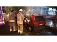 İskenderun’da otomobil yangını