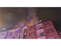 Burdur’da 4 katlı binada korkutan yangın