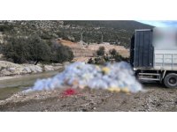 Finike’de dere kenarına kamyonla atık dökme olayına adli işlem