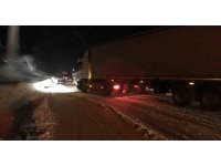 Antalya’da bin 825 rakımlı Alacabel’de kar yağışı başladı