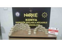 Uyuşturucu kuryesi çıkan ödüllü polise 26, savcıya 6 yıl hapis cezası verildi