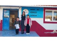Köy okulu 2 öğrenci için açık: Öğrenciler karnelerini aldı