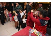 Isparta Belediyesi’nden karne şenlikleri