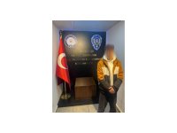 Bisiklet kullanan gencin önünü kesip hakaret etti, gözaltına alındı