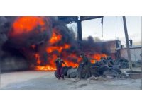 Oto lastikçide yangın: D-400’ü kara dumanlar kapladı