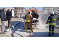 Defne’de araç yangını