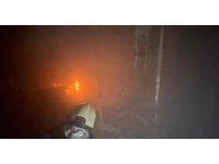 Depremde evi yıkılan aile yangınla ikinci kez yuvasız kaldı