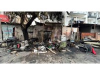 Mersin’de kundaklanan evde 58 yaşındaki kişi ağır yaralandı