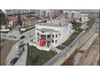 Hatay’da enkazdan taşları tek tek toplanan tarihi meclis binası 200 fore kazık üzerine yeniden inşa edildi