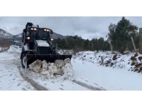 Osmaniye’de kar yağışı hayatı olumsuz etkiledi