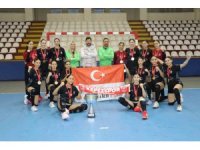 Kepez’in yıldız kızları hentbolda Türkiye şampiyonu