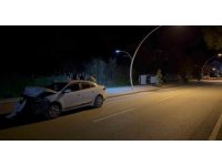 Gazipaşa’da park halindeki otomobile çarpan sürücü kaçtı