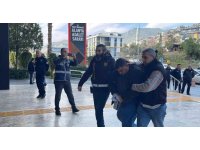 Alanya’da bıçak ve zincirlerin kullanıldığı kavgaya 3 tutuklama