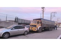 Hatay’da 5 aracın çarpıştığı kaza kamerada