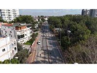 Yağış sonrası bozulan yollar onarılıyor