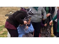 Burdur’daki feci kazada hayatını kaybeden anne oğul gözyaşları içinde yan yana toprağa verildi