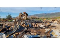 Yanan evden tabancasını almak isterken alevler içinde kalan emekli polis hayat mücadelesini kaybetti