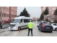 Burdur’da okul çevreleri ve servis araçlarına yönelik denetim