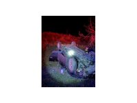 Bucak’ta otomobil takla attı: 2 yaralı