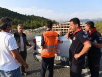 Konyaaltı Belediyesi, yangın bölgesinden ayrılmadı