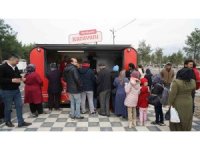 Asrın felaketinin üçüncü yılında deprem şehitliğinde vefa nöbeti