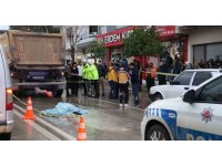 Kozan’da kamyonun çarptığı yaşlı adam hayatını kaybetti