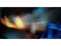 Yolcu minibüsü ile otomobil kafa kafaya çarpıştı: O anlar kamerada