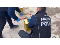 Zeytinyağı tenekelerinden 100 bin uyuşturucu hap çıktı