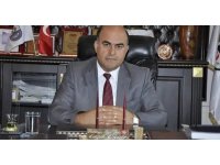 Eski belediye başkanını oğlu baltayla öldürdü