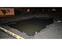 Hatay’da su dolu temelin içindeki toplarını almak isterken düşen 2 kardeş çocuk öldü