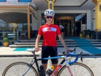 DÖŞEMEALTI'LI BİSİKLETÇİ KIZLAR MİLLİ TAKIMDA