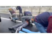 Silahla tehdit edilerek evine girilen kadının ellerini bağlayıp yüz tanıma sistemiyle hesabından 18 bin euro çektiler