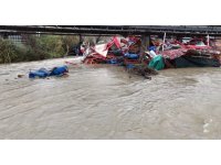 Dimçayı taştı, işletmeler su altında kaldı hasarın boyutu dronla görüntülendi